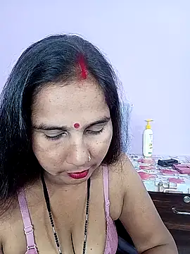 Snapshot of reemacouple007 chatting on March 15, 2026, 7:31 pm reemacouple007 online show from March 15, 2026, 7:31 pm