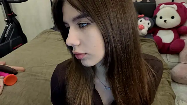 Snapshot of dolly_ll chatting on April 18, 2026, 1:26 pm dolly ll online show from April 18, 2026, 1:26 pm