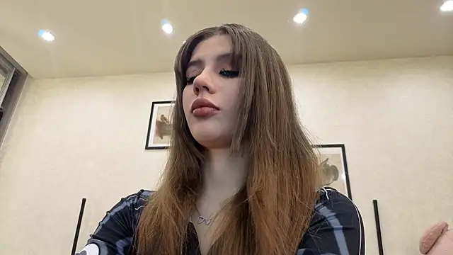 Snapshot of dolly_ll chatting on April 30, 2026, 1:28 pm dolly ll online show from April 30, 2026, 1:28 pm