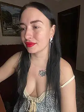 Roxana Bell online show from April 3, 2026, 7:56 pm