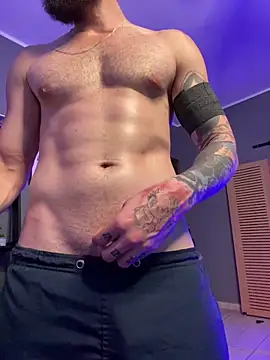 MachineDien online show from February 18, 2026, 11:44 pm