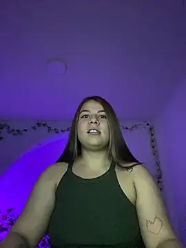 little tifanny82 online show from February 7, 2026, 8:34 pm