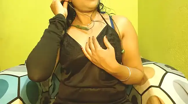 Snapshot of YourAmrita chatting on December 18, 2024, 6:03 pm YourAmrita online show from December 18, 2024, 6:03 pm