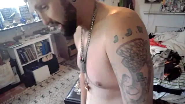 BobbyQ29 online show from April 1, 2026, 8:39 pm