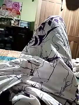 DulajThushara2468 online show from December 21, 2025, 2:35 pm