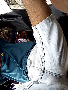 DulajThushara2468 online show from April 11, 2026, 4:17 am