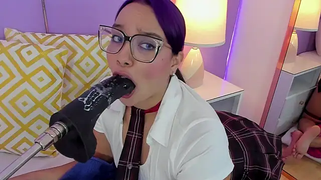 SophyRuiz  online show from February 9, 2026, 12:09 pm