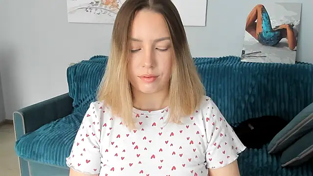 Snapshot of Mia_shy1 chatting on February 26, 2025, 6:58 am Mia shy1 online show from February 26, 2025, 6:58 am