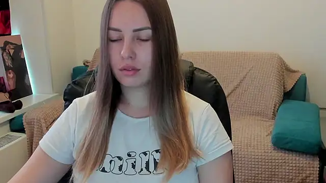 Snapshot of Mia_shy1 chatting on February 4, 2026, 5:57 am Mia shy1 online show from February 4, 2026, 5:57 am