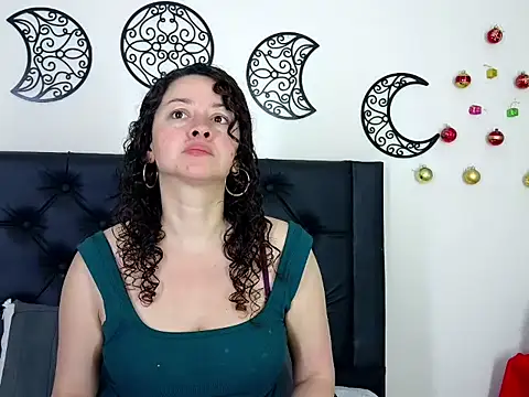 ArtesanaMK online show from November 30, 2025, 5:06 pm