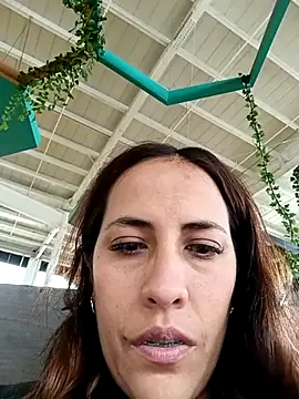 Snapshot of Lena-32 chatting on March 4, 2025, 4:09 pm Lena-32 online show from March 4, 2025, 4:09 pm