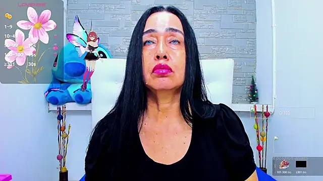 Snapshot of HorniestMilf chatting on October 31, 2025, 9:38 pm HorniestMilf online show from October 31, 2025, 9:38 pm