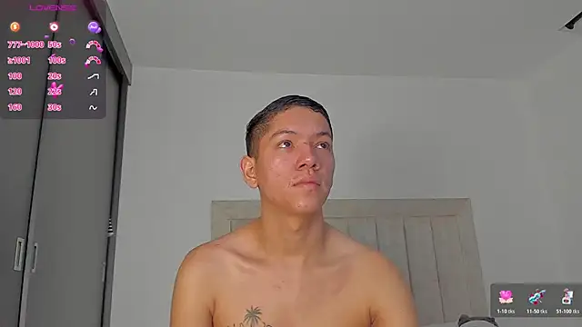 JulianRose 1 online show from February 19, 2026, 11:17 am