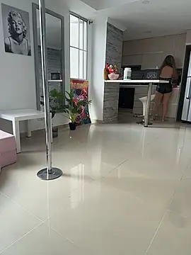 Snapshot of Melina-Smith chatting on February 7, 2026, 9:40 pm Melina-Smith online show from February 7, 2026, 9:40 pm