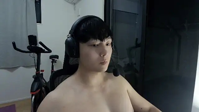 Snapshot of Tkcqcc chatting on September 22, 2025, 11:34 am Tkcqcc online show from September 22, 2025, 11:34 am