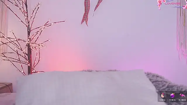 Snapshot of Eyleen_24 chatting on December 23, 2024, 10:23 pm Eyleen 24 online show from December 23, 2024, 10:23 pm