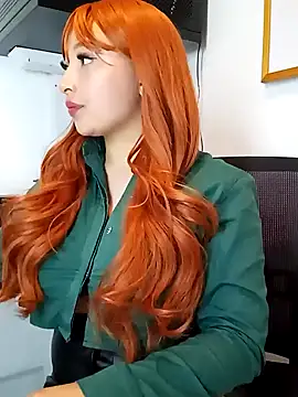 Snapshot of Eyleen_24 chatting on January 23, 2025, 1:30 am Eyleen 24 online show from January 23, 2025, 1:30 am