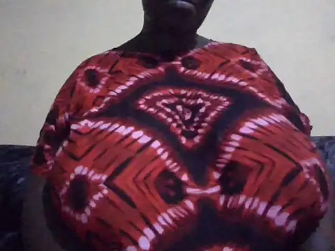 Snapshot of pritty-leila chatting on June 7, 2026, 12:31 pm pritty-leila online show from June 7, 2026, 12:31 pm