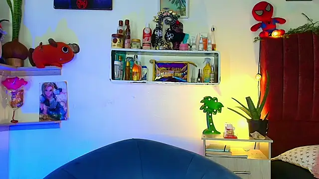 alisson zafiro  online show from March 14, 2026, 1:34 am