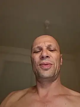 wedge75 online show from April 18, 2026, 12:09 pm