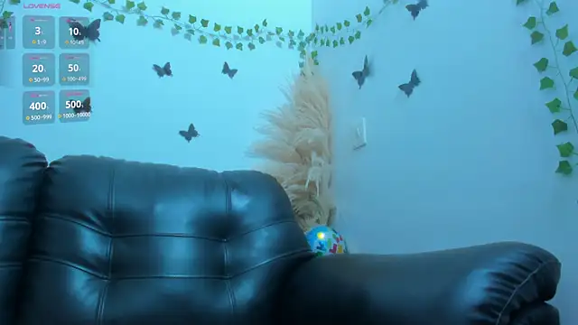 Snapshot of Amani_Bakir chatting on March 3, 2026, 11:49 am Amani Bakir online show from March 3, 2026, 11:49 am