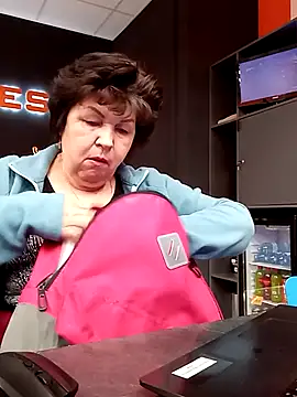 Snapshot of FantasyMichelle chatting on April 8, 2026, 7:14 pm FantasyMichelle online show from April 8, 2026, 7:14 pm