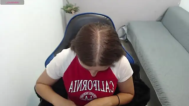 Snapshot of valerie_diaz1 chatting on January 16, 2026, 1:26 pm valerie diaz1 online show from January 16, 2026, 1:26 pm