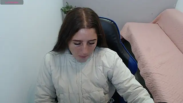 Snapshot of valerie_diaz1 chatting on February 9, 2026, 1:59 pm valerie diaz1 online show from February 9, 2026, 1:59 pm