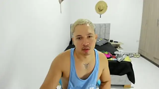 Snapshot of Valerioe chatting on May 6, 2026, 3:50 pm Valerioe online show from May 6, 2026, 3:50 pm