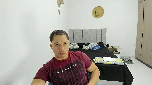 Snapshot of Valerioe chatting on June 21, 2026, 2:30 pm Valerioe online show from June 21, 2026, 2:30 pm
