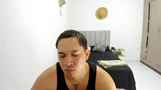 Snapshot of Valerioe chatting on July 8, 2026, 1:48 pm Valerioe online show from July 8, 2026, 1:48 pm