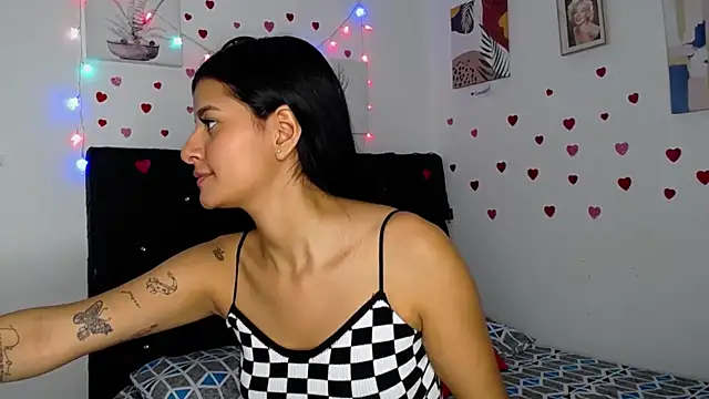 floweer  online show from February 25, 2025, 4:21 pm