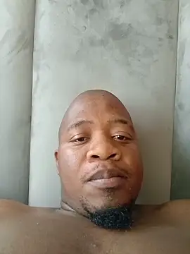 Snapshot of shotgunDee chatting on November 24, 2025, 8:36 am shotgunDee online show from November 24, 2025, 8:36 am