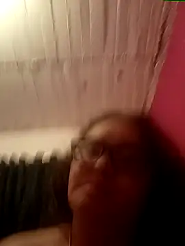 loba9706 online show from February 19, 2025, 9:06 am