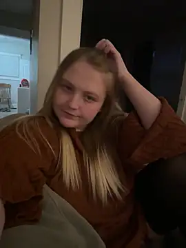 PhatAssBlond online show from January 22, 2025, 11:21 pm