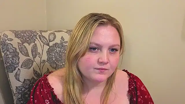 PhatAssBlond online show from April 15, 2026, 3:57 am