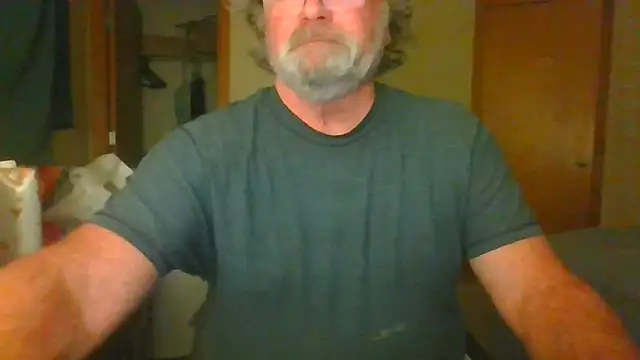 Snapshot of Doherty10 chatting on November 12, 2025, 8:59 am Doherty10 online show from November 12, 2025, 8:59 am