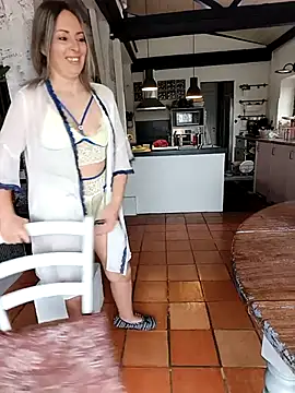 Jade Emeraud online show from February 23, 2026, 10:23 am