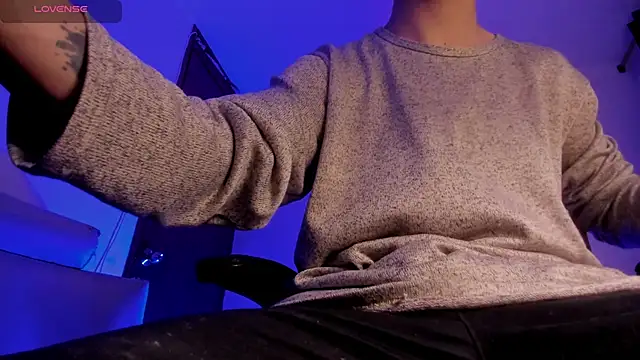 s sven03 online show from February 16, 2026, 1:46 am