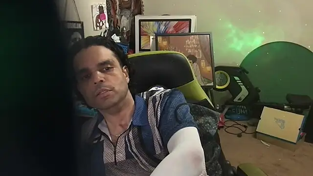 Snapshot of GForceSavage chatting on May 8, 2026, 2:17 am GForceSavage online show from May 8, 2026, 2:17 am