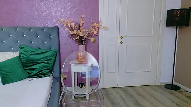 CarlaReysX online show from May 26, 2026, 4:19 am