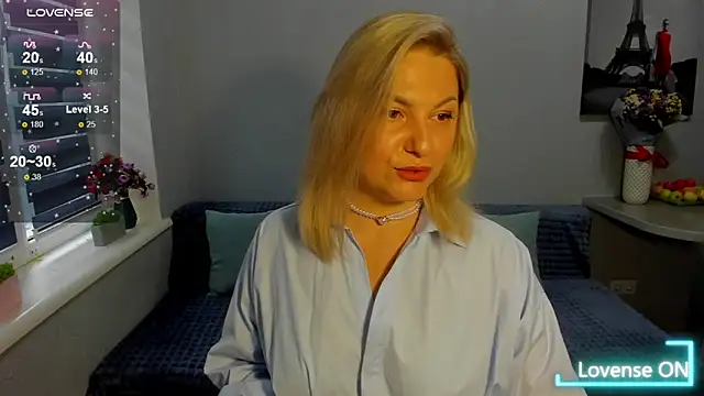 Snapshot of sweet___margaret chatting on March 2, 2026, 2:24 pm sweet margaret online show from March 2, 2026, 2:24 pm