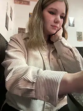 PumaShyXD online show from December 3, 2024, 11:55 am