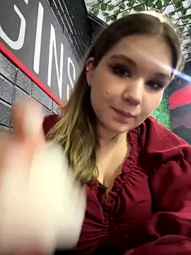 PumaShyXD online show from October 26, 2025, 10:10 am