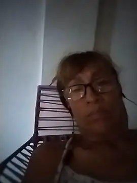 Snapshot of cristal_collins1 chatting on July 19, 2026, 11:47 am cristal collins1 online show from July 19, 2026, 11:47 am