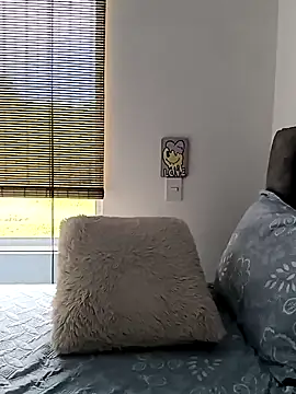 VeronicaTonu online show from January 8, 2025, 7:24 pm