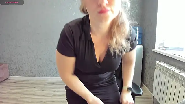 goddeesssssss online show from March 6, 2026, 7:05 am