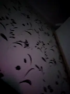 SophyGirl online show from December 19, 2025, 1:18 pm