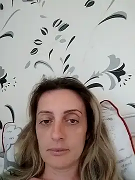 SophyGirl online show from April 23, 2026, 11:42 am