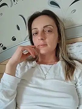 SophyGirl online show from May 17, 2026, 11:39 am